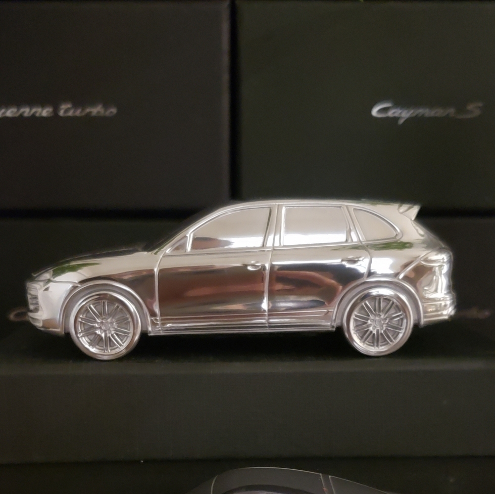 PORSCHE LIMITED EDITION DISPLAY CAR OR PAPERWEIGHT